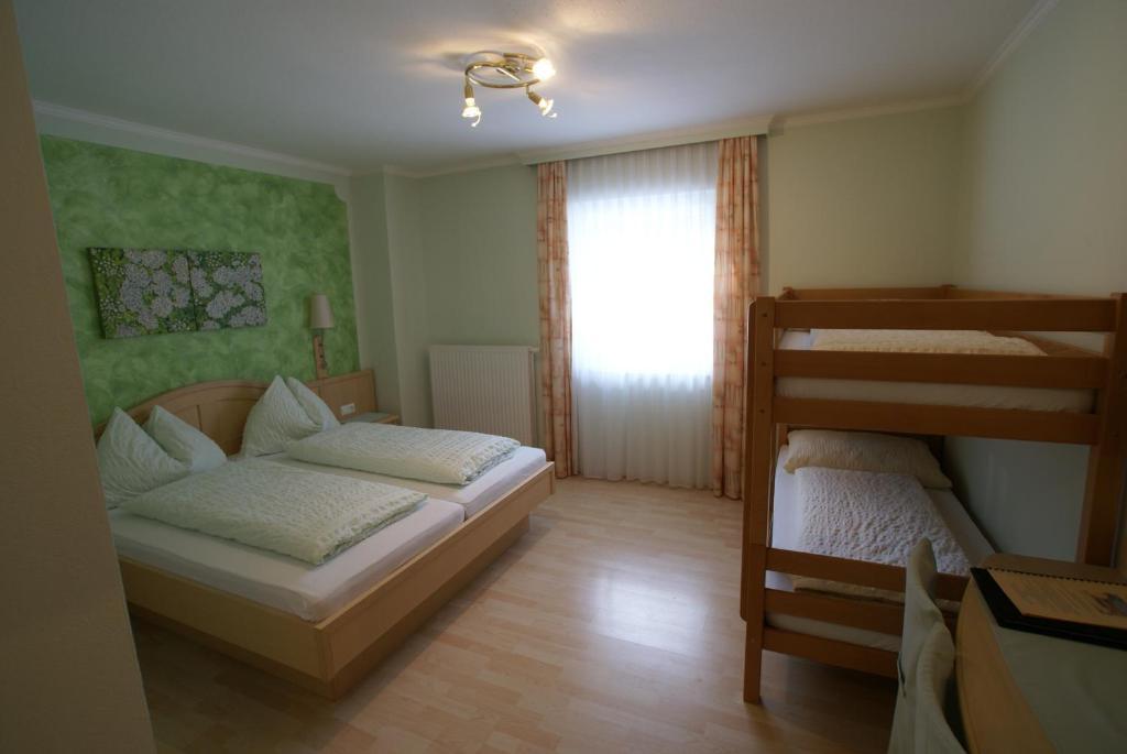 Gasthof Hotel Zur Post Ferlach Δωμάτιο φωτογραφία