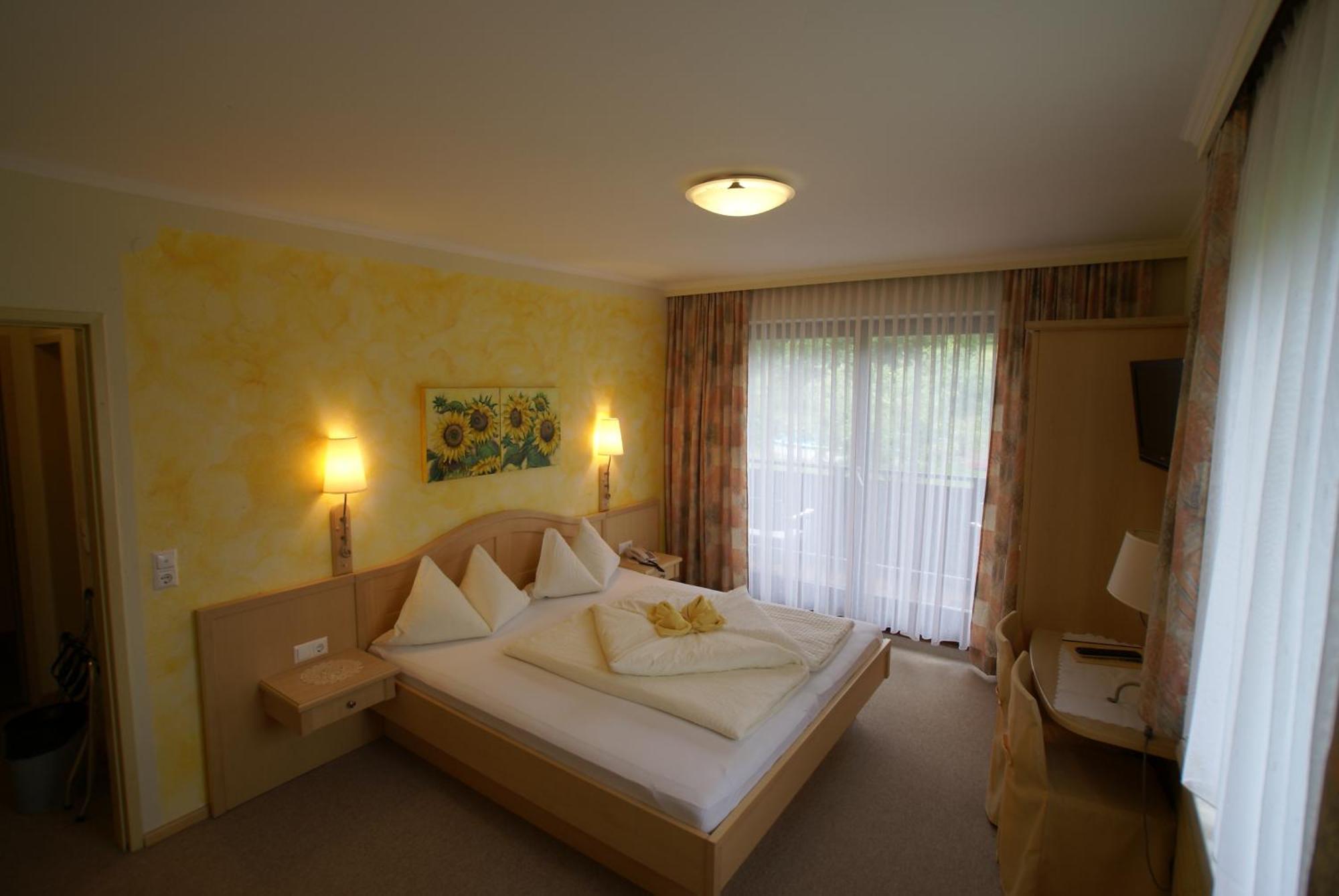 Gasthof Hotel Zur Post Ferlach Εξωτερικό φωτογραφία