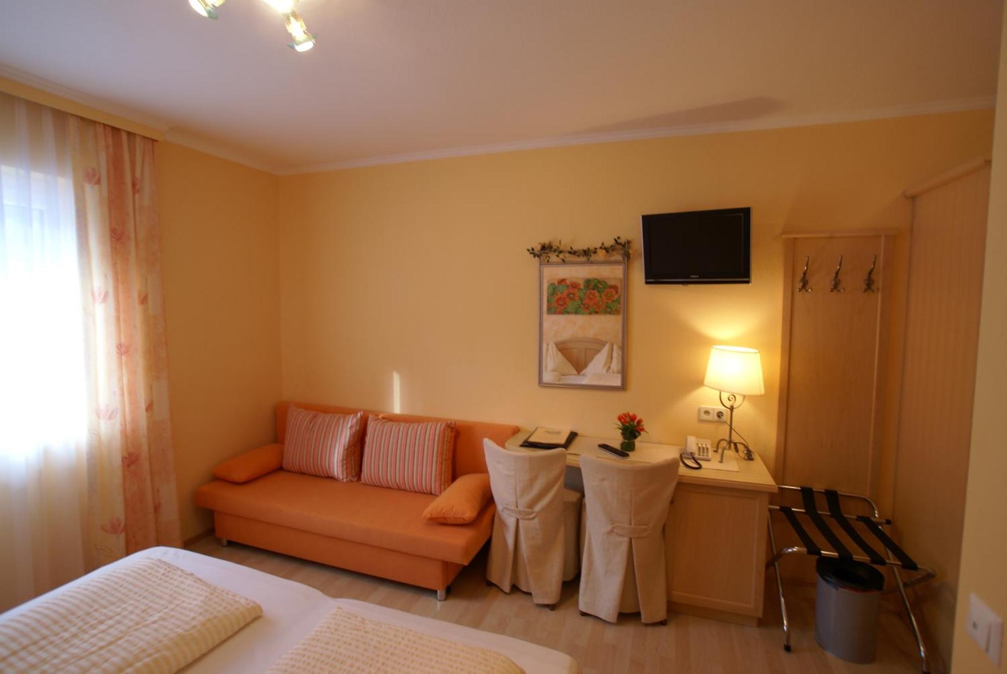 Gasthof Hotel Zur Post Ferlach Εξωτερικό φωτογραφία